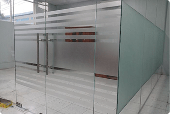 Vách kính không khung